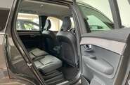 Volvo XC90 - фото 23