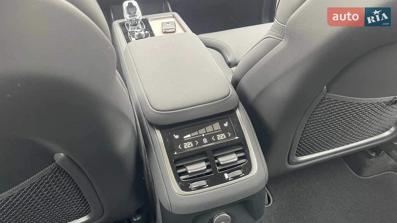 Volvo-24