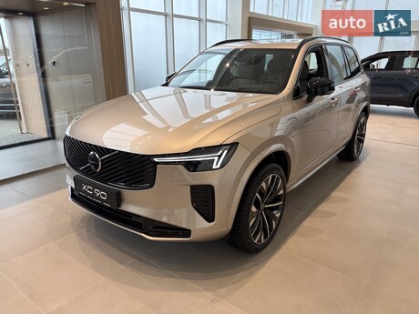 Volvo XC90 2025