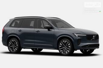 Volvo XC90 2026 Plus Dark