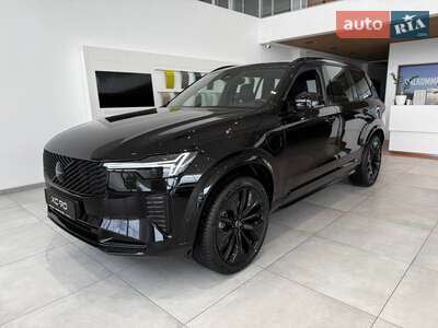 Volvo XC90 2026 Plus Dark