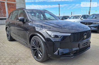 Volvo XC90 2026 Plus Black Edition