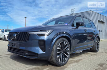 Volvo XC90 2026 Plus Dark
