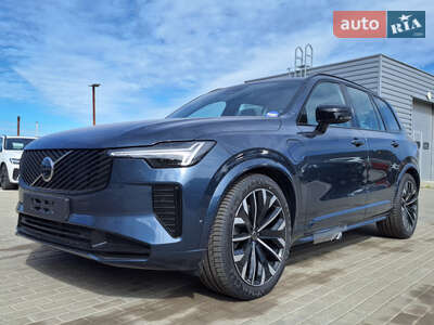 Volvo XC90 2026 Plus Dark