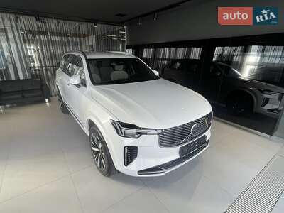 Volvo XC90 2026 Core