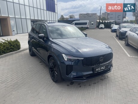 Volvo XC90 2026