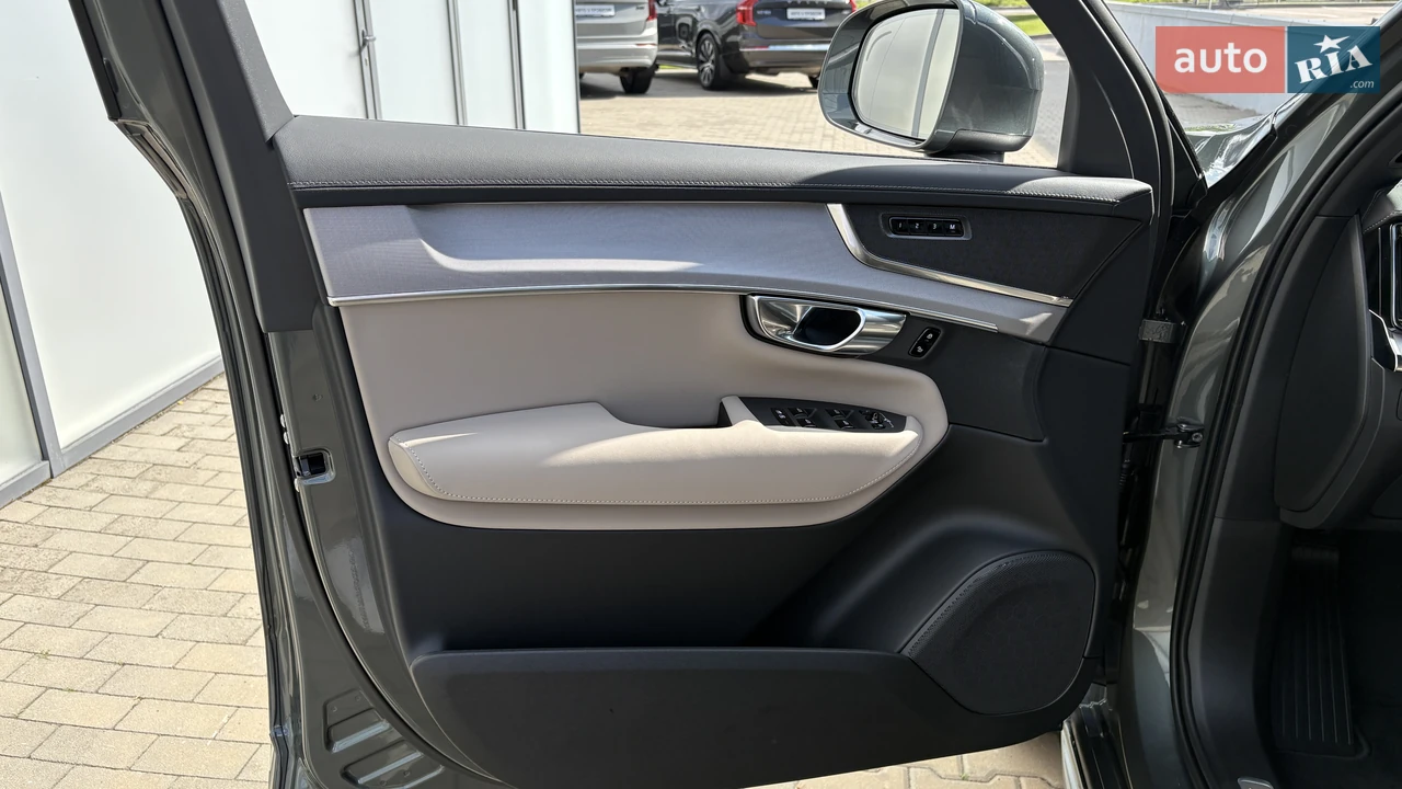 Volvo-30