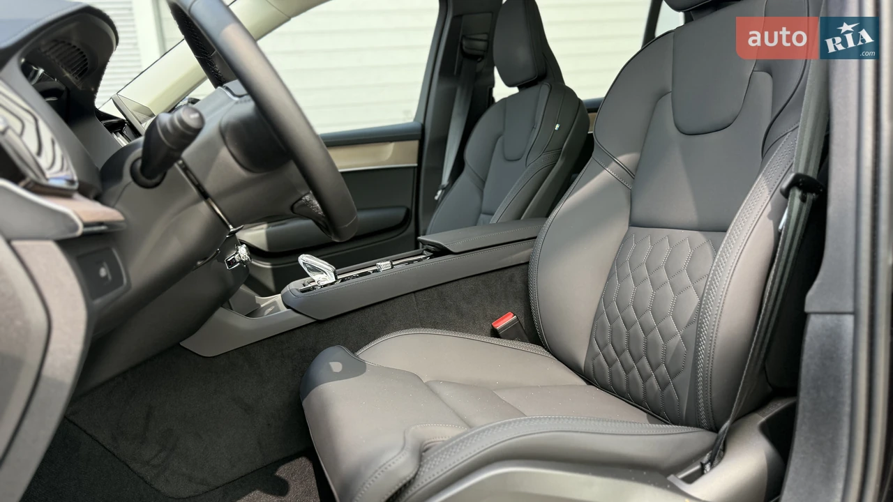 Volvo-25