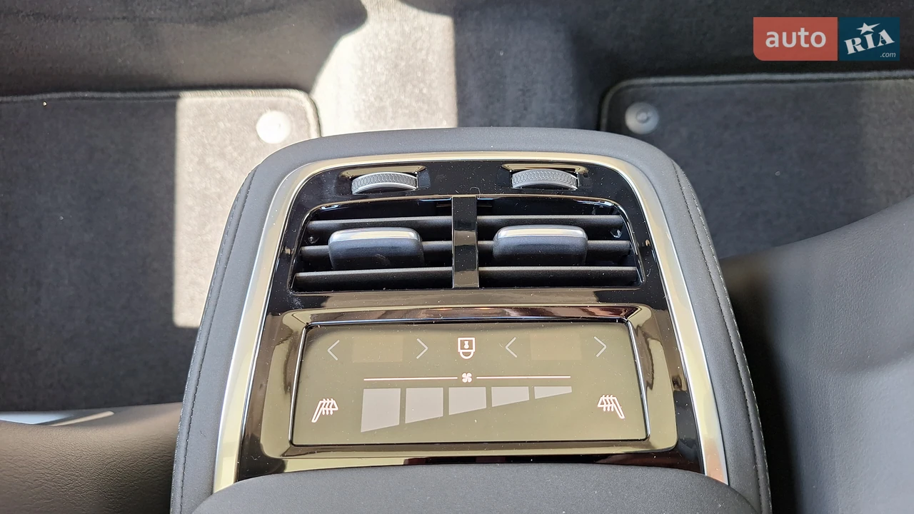 Volvo-35