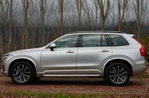 Volvo XC90 Momentum