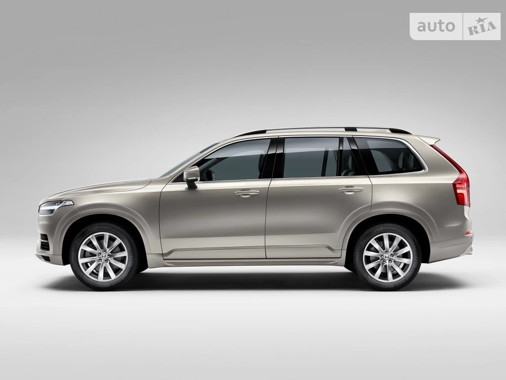 Volvo XC90 Momentum