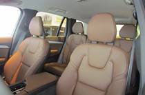 Volvo XC90 Momentum