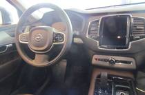 Volvo XC90 Momentum