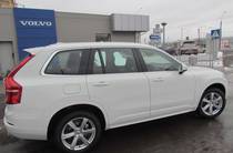 Volvo XC90 Momentum