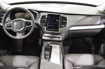 Volvo XC90 Momentum