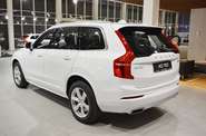 Volvo XC90 Momentum