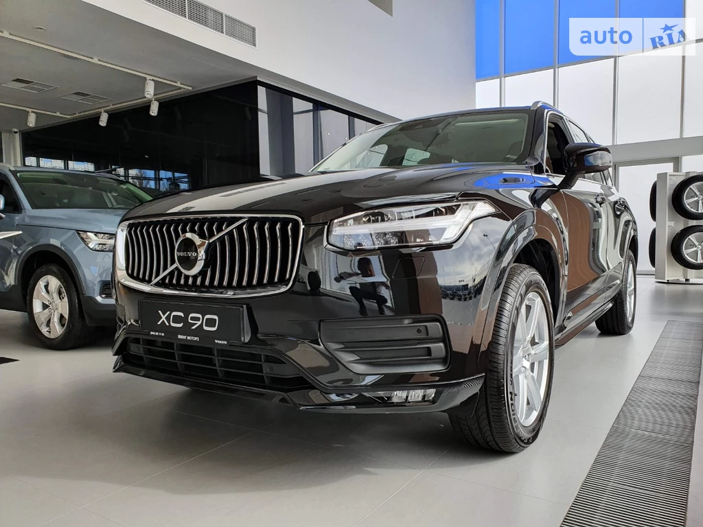 Volvo XC90 Momentum