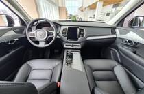 Volvo XC90 Momentum