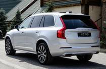 Volvo XC90 Momentum