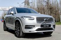 Volvo XC90 Momentum