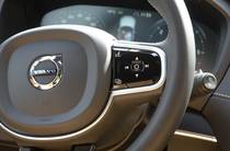 Volvo XC90 Momentum