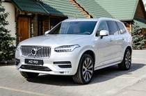 Volvo XC90 Momentum