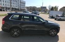 Volvo XC90 Momentum