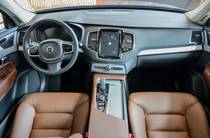 Volvo XC90 Momentum