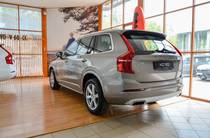 Volvo XC90 Momentum