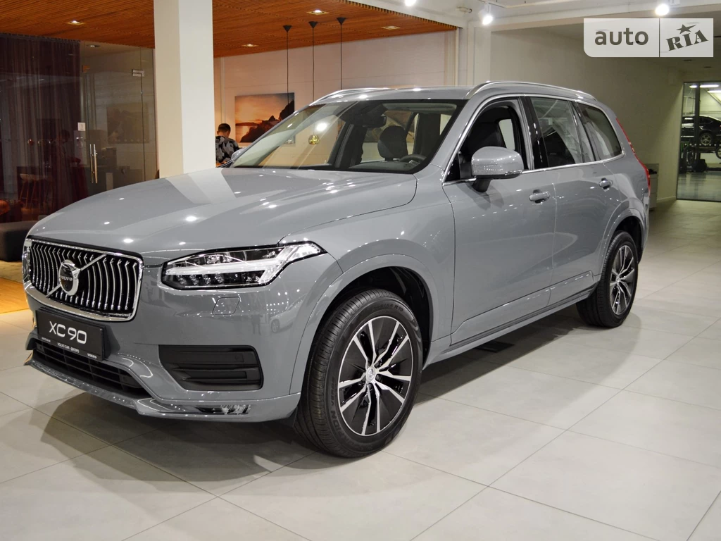 Volvo XC90 Momentum