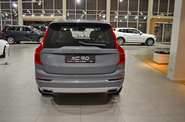 Volvo XC90 Momentum