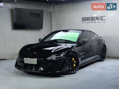 Xiaomi SU7 Ultra 2025 Standart