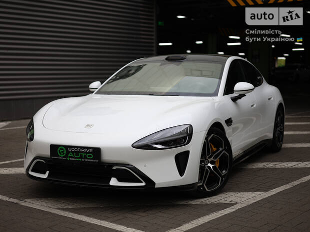 Седан Xiaomi SU7 2025 в Киев