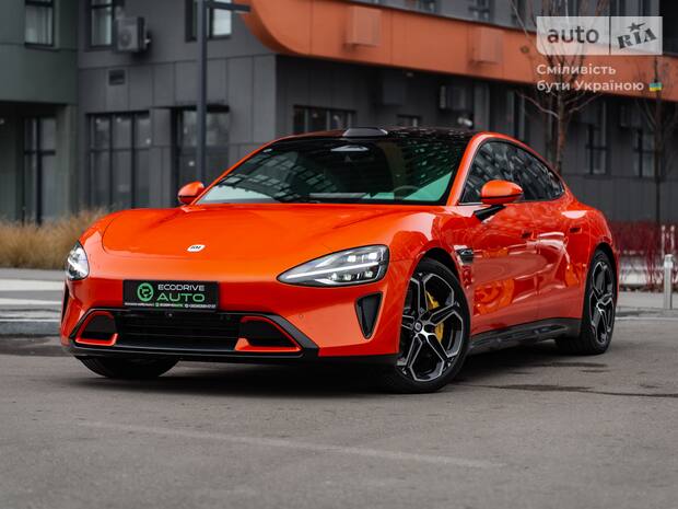 Седан Xiaomi SU7 2025 в Киев