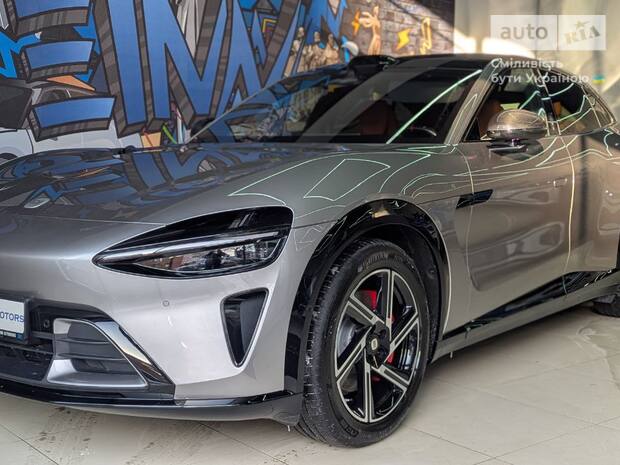 Кроссовер Xiaomi YU7 2025 в Киев Кроссовер Xiaomi YU7 2025 в Киев