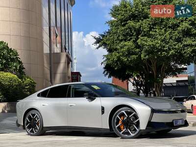 Xpeng P7 2025 High Performance Ultra