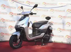 Yadea T9