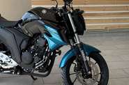 Yamaha FZ 250 Base