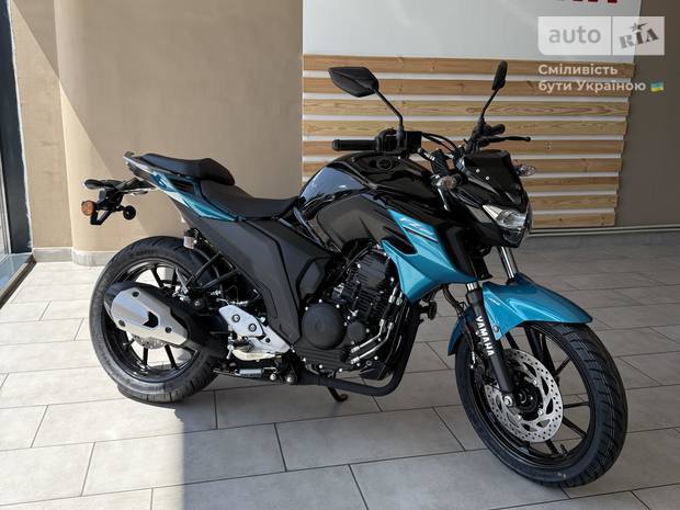 Yamaha FZ 250 2024