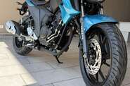 Yamaha FZ 250 Base