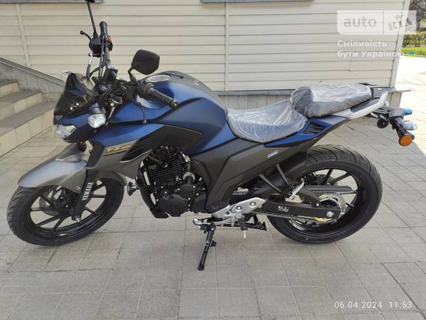 Yamaha FZ 2025