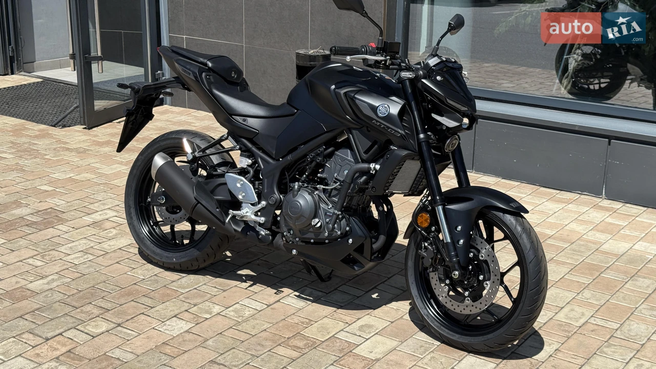 Yamaha MT-03 Base