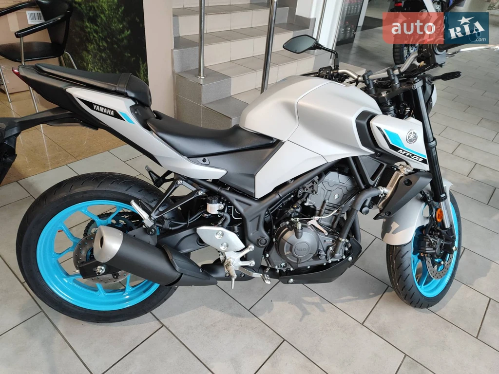 Yamaha MT-03 Yamaha MT-03 Base