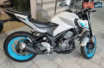 Yamaha MT-03 Yamaha MT-03