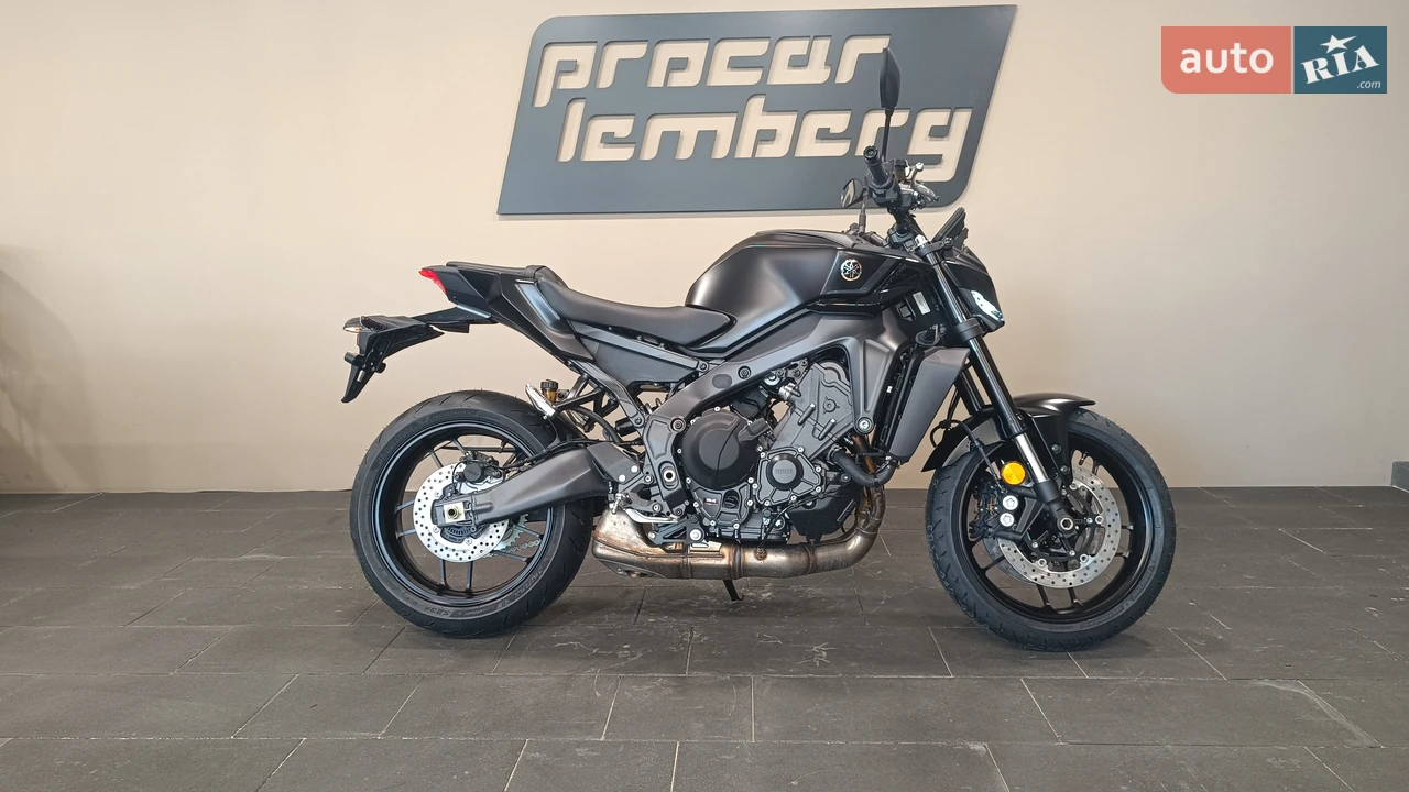 Yamaha MT-09 Base