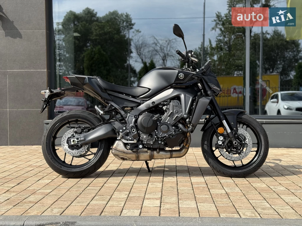 Yamaha MT-09 Base
