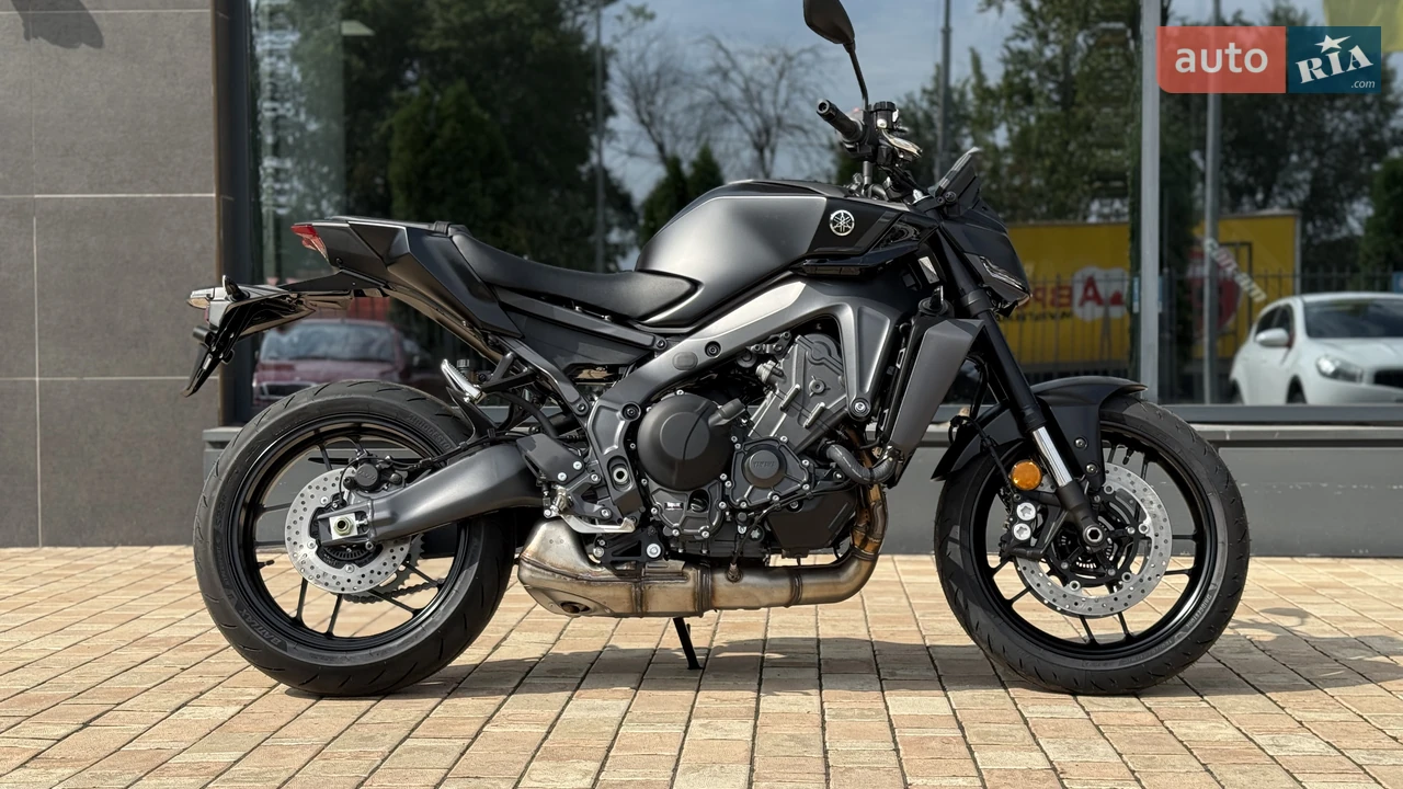 Yamaha MT-09 Base