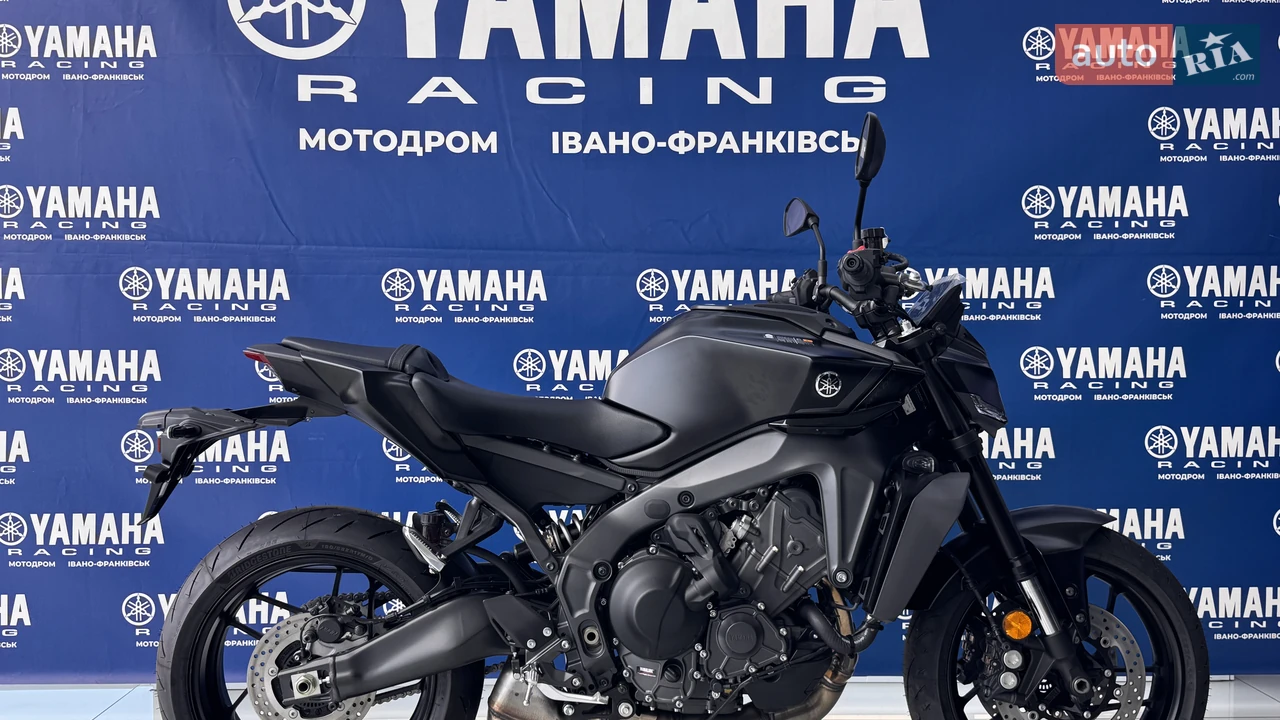 Yamaha MT-09 Base