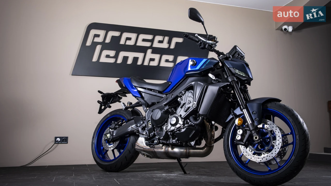 Yamaha MT-09 Base