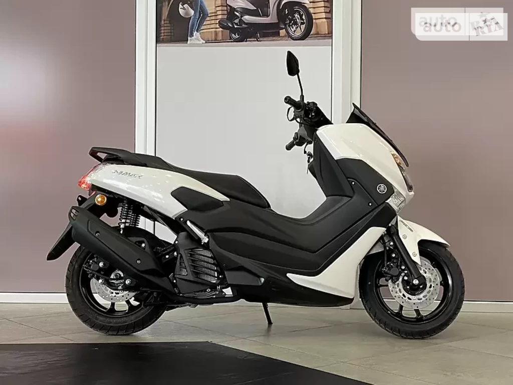 Yamaha NMax Base